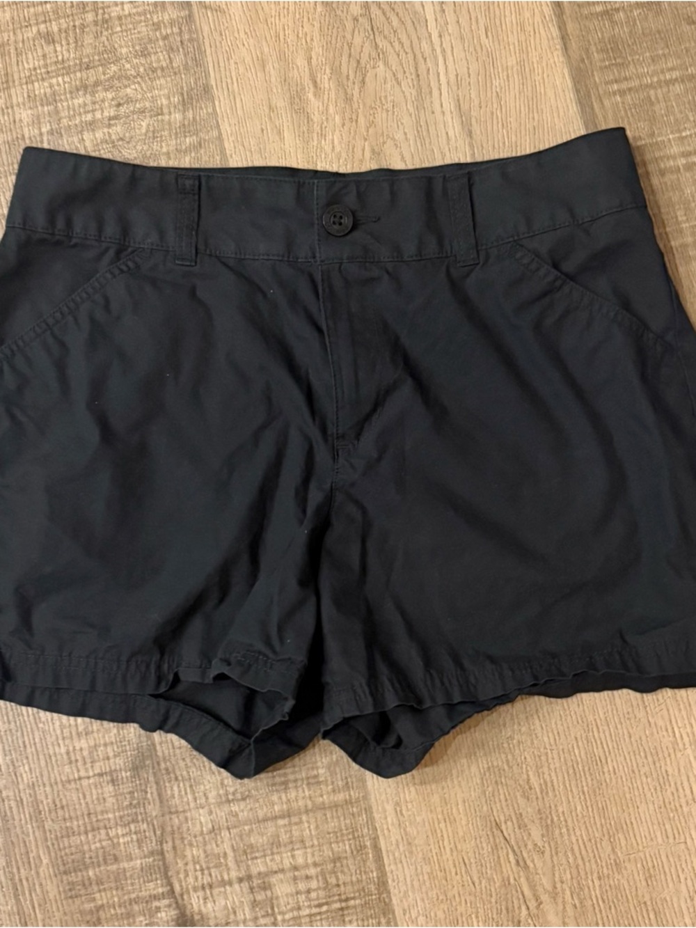 Columbia Black Shorts Women’s Size 8 Outdoor Hiking Lightweight